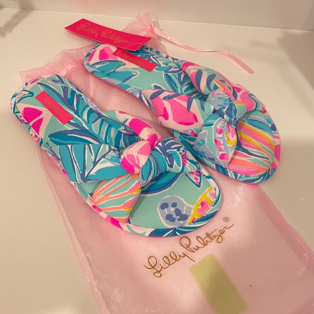 Lilly Pulitzer Sea Glass Rainforest Retreat Slippers / New with Tags